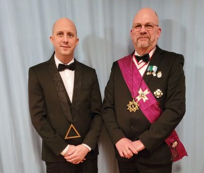 Recipienten Daniel Lundin (t..v) Reception tillsammans med Mästaren Anders Gullstrand
